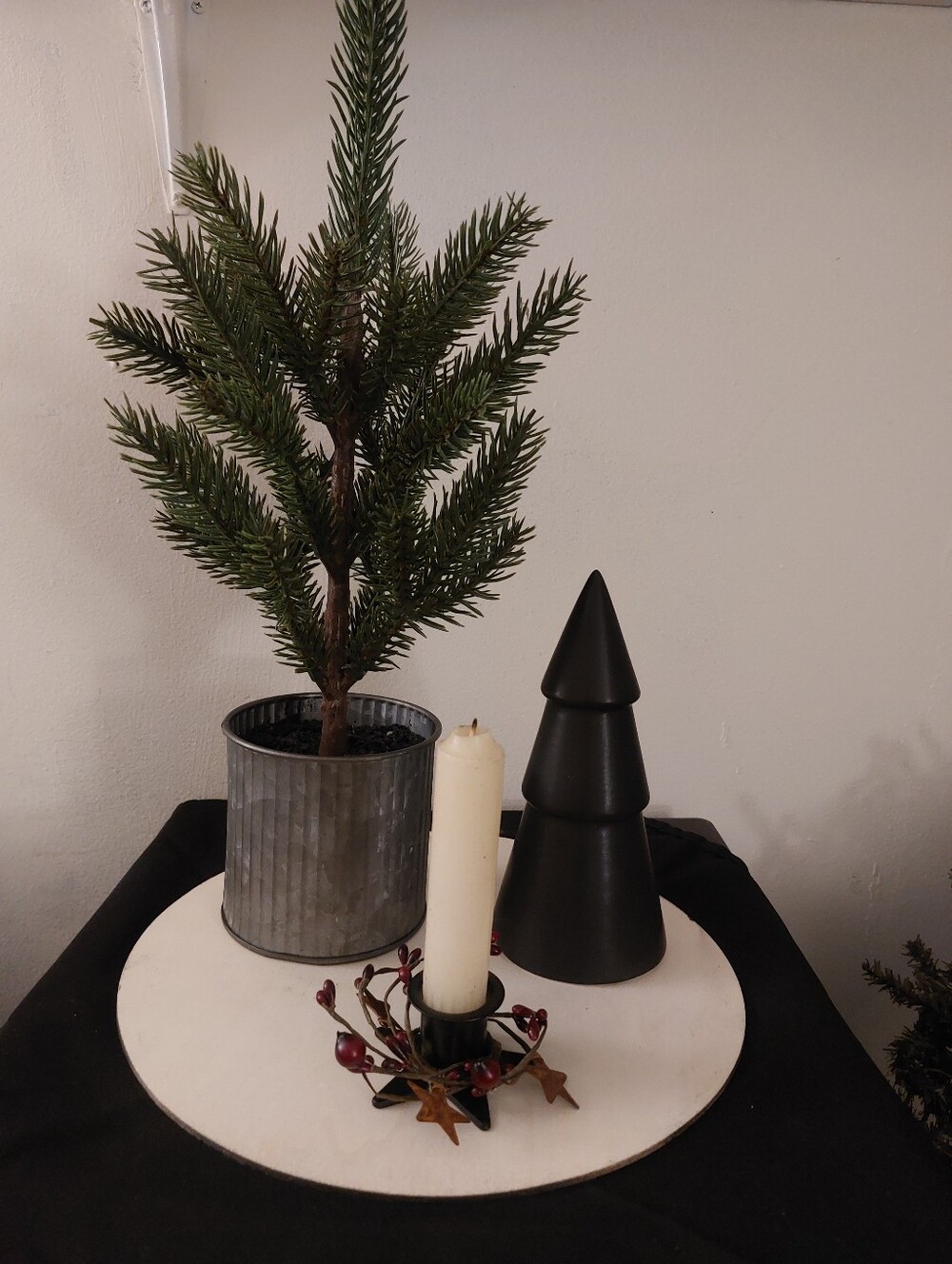 Farmhouse/primitive Table Decor